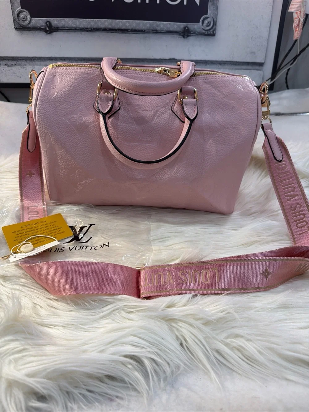 Pink Leather Speedy Bandoulière Bag